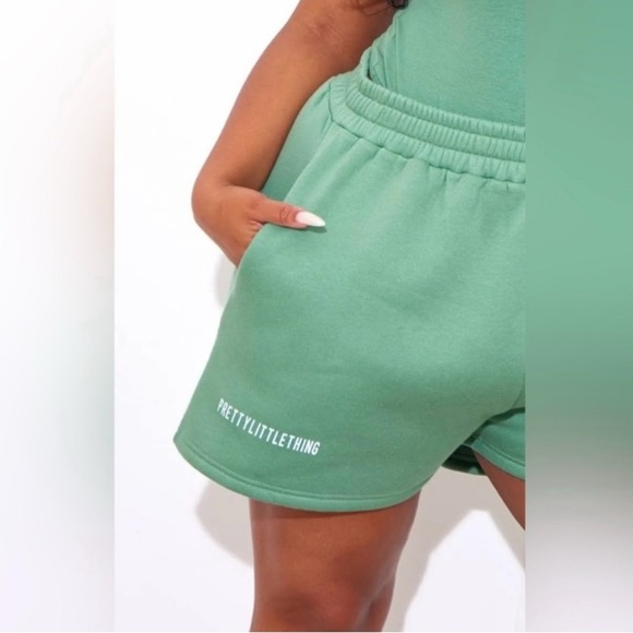 NEW PLT Sage Green Athleisure Stretch Shorts size 16 Pretty Little Thing plus - Picture 2 of 11